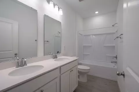 Bath - 65 Eustis Pt, Saint Augustine, FL 32084 photo 3 of 3