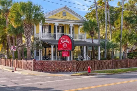Exterior - 47 Osceola St, Saint Augustine, FL 32084 photo 14 of 14