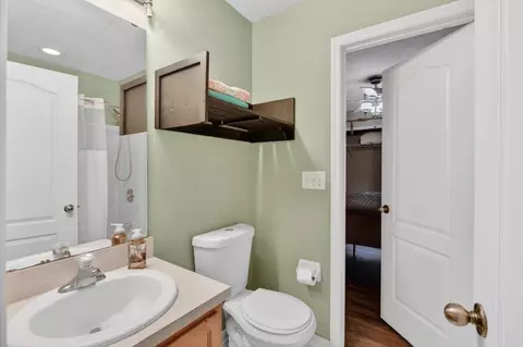 Bath - 300 Syrah Way, Saint Augustine, FL 32084 photo 4 of 5