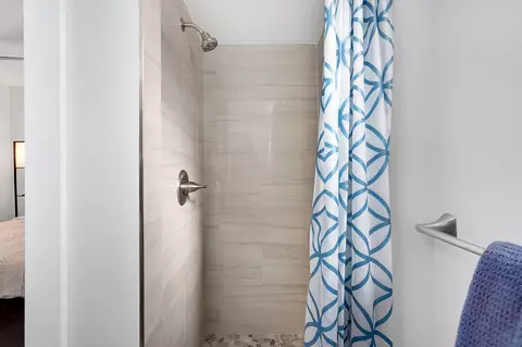Bath - 9 Tarpon Dr, Saint Augustine, FL 32080 photo 2 of 3