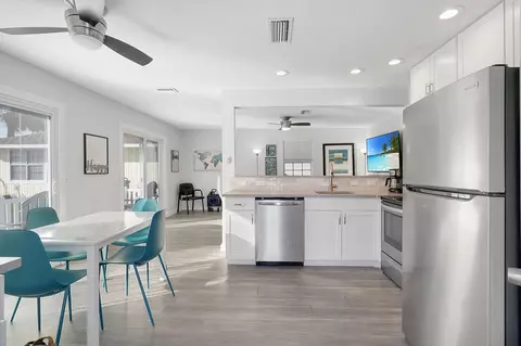Kitchen - 9 Tarpon Dr, Saint Augustine, FL 32080 photo 4 of 4