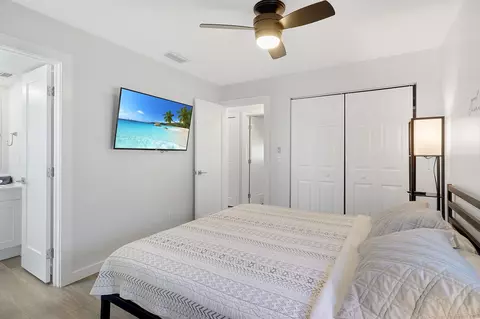 Bedroom - 9 Tarpon Dr, Saint Augustine, FL 32080 photo 3 of 5