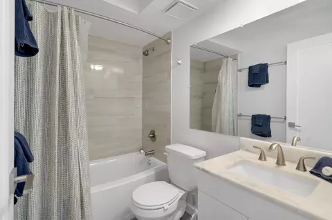 Bath - 9 Tarpon Dr, Saint Augustine, FL 32080 photo 3 of 3