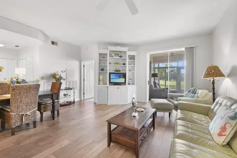 Living - 1012 Royal Troon Ln, Saint Augustine, FL 32086 photo 3 of 4
