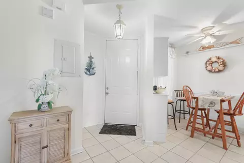 Entry Way - 1012 Royal Troon Ln, Saint Augustine, FL 32086 photo 1 of 1