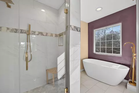 Bath - 91 Gene Johnson Rd, Saint Augustine, FL 32080 photo 2 of 4