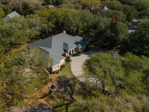 View/Area - 125 Island Hammock Way, Saint Augustine Beach, FL 32080 photo 7 of 11