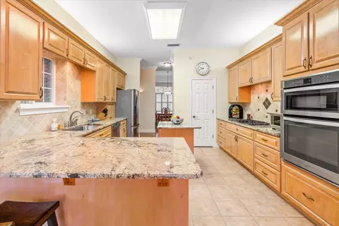Kitchen - 125 Island Hammock Way, Saint Augustine Beach, FL 32080 photo 4 of 5