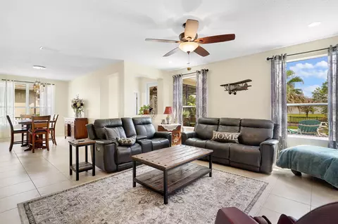 Living - 553 Casa Sevilla Ave, Saint Augustine, FL 32092 photo 2 of 2