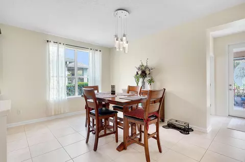 Dining - 553 Casa Sevilla Ave, Saint Augustine, FL 32092 photo 1 of 1