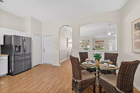 Dining - 913 Oak Arbor Cir, Saint Augustine, FL 32084 photo 5 of 5