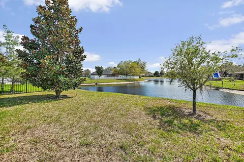 Exterior - 913 Oak Arbor Cir, Saint Augustine, FL 32084 photo 6 of 11