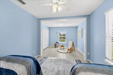 Bedroom - 913 Oak Arbor Cir, Saint Augustine, FL 32084 photo 5 of 8