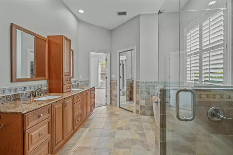 Bath - 3156 Trout Creek Ct, Saint Augustine, FL 32092 photo 2 of 7