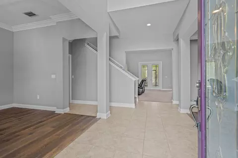Entry Way - 3156 Trout Creek Ct, Saint Augustine, FL 32092 photo 2 of 7