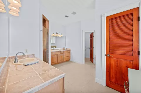Bath - 231 Barrataria Dr, Saint Augustine, FL 32080 photo 1 of 7
