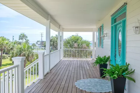 Exterior - 231 Barrataria Dr, Saint Augustine, FL 32080 photo 2 of 37