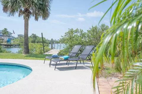 Exterior - 231 Barrataria Dr, Saint Augustine, FL 32080 photo 20 of 37
