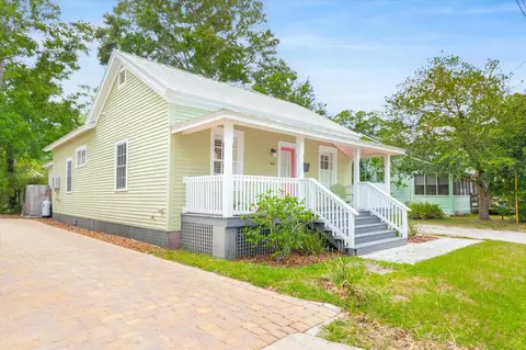 Exterior - 48 Osceola St, Saint Augustine, FL 32084 photo 14 of 17