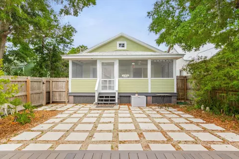 Exterior - 48 Osceola St, Saint Augustine, FL 32084 photo 13 of 17
