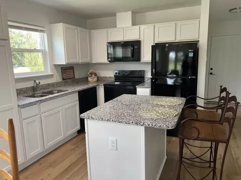 Kitchen - 890 Helen St, Saint Augustine, FL 32084 photo 4 of 11