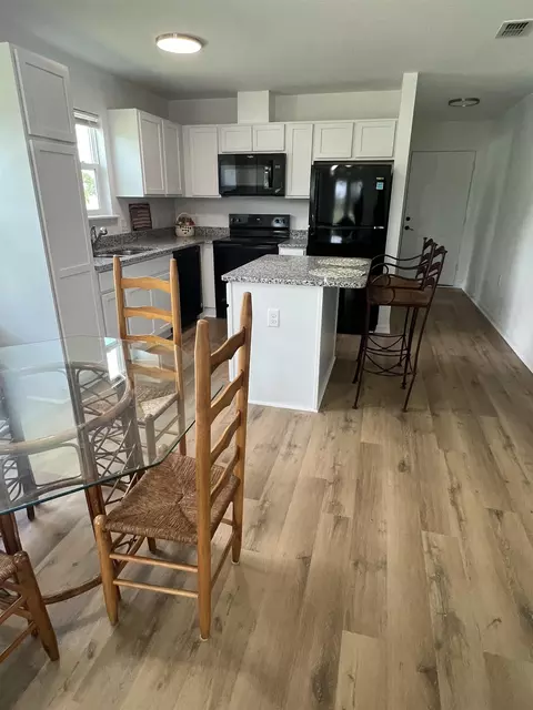 Kitchen - 890 Helen St, Saint Augustine, FL 32084 photo 11 of 11
