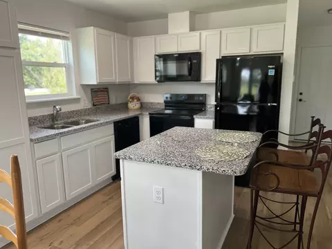 Kitchen - 890 Helen St, Saint Augustine, FL 32084 photo 2 of 11