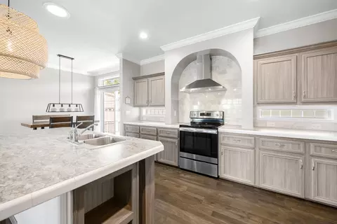 Kitchen - 2937 Gray Jay Dr, Saint Augustine, FL 32084 photo 4 of 7