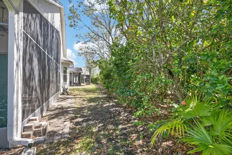 Exterior - 1446 Castle Pines Cir, Saint Augustine, FL 32092 photo 7 of 13