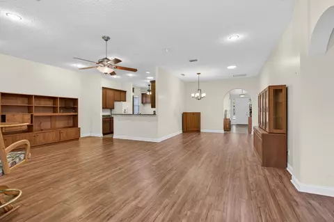 Living - 1446 Castle Pines Cir, Saint Augustine, FL 32092 photo 3 of 5