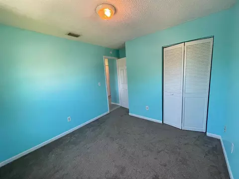 Bedroom - 203 9th St, Saint Augustine, FL 32080 photo 5 of 9