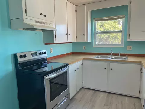 Kitchen - 203 9th St, Saint Augustine, FL 32080 photo 7 of 7
