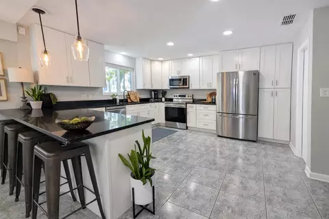 Kitchen - 200 Oglethorpe, Saint Augustine, FL 32080 photo 1 of 3