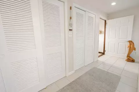 Entry Way - 200 Oglethorpe, Saint Augustine, FL 32080 photo 4 of 4