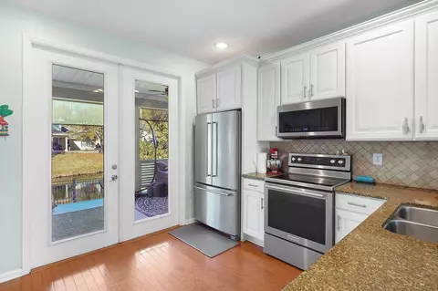 Kitchen - 935 Saltwater Cir, Saint Augustine, FL 32080 photo 1 of 2
