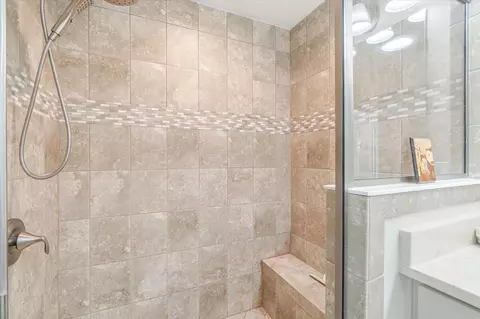 Bath - 82 Timoga Trl, Saint Augustine, FL 32084 photo 3 of 3