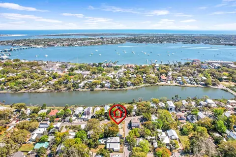 132 Washington St, Saint Augustine, FL 32084