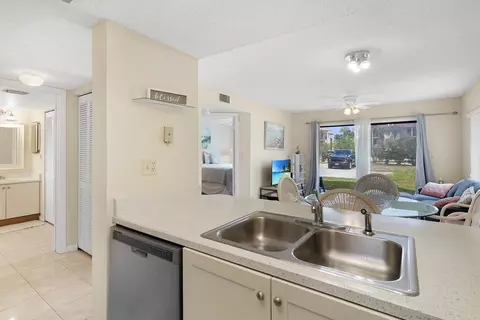 Kitchen - 4250 A1a S C12 #C12, Saint Augustine, FL 32080 photo 3 of 4