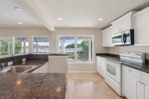 Kitchen - 5512 Atlantic Vw, Saint Augustine, FL 32080 photo 6 of 6