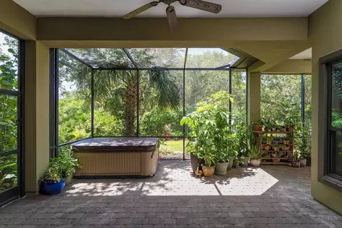 Exterior - 300 S La Crescenta Dr, Saint Augustine, FL 32080 photo 5 of 12