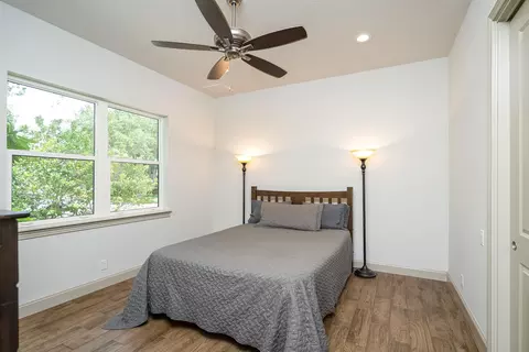 Bedroom - 300 S La Crescenta Dr, Saint Augustine, FL 32080 photo 4 of 5