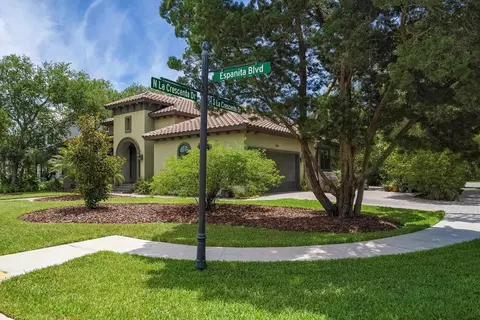 Exterior - 300 S La Crescenta Dr, Saint Augustine, FL 32080 photo 10 of 12
