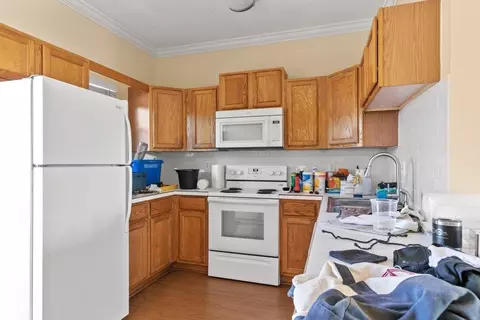 Kitchen - 711 A1a Beach Blvd, Saint Augustine, FL 32080 photo 5 of 7