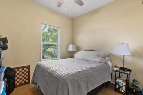 Bedroom - 711 A1a Beach Blvd, Saint Augustine, FL 32080 photo 6 of 7