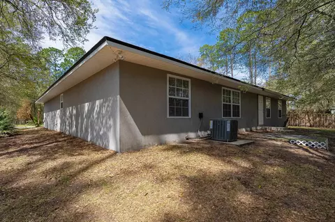 Exterior - 4040 Red Pine Ln, Saint Augustine, FL 32086 photo 10 of 16