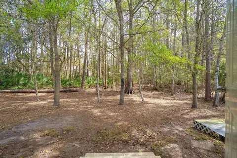 Exterior - 4040 Red Pine Ln, Saint Augustine, FL 32086 photo 14 of 17