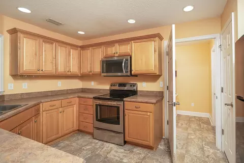 Kitchen - 4040 Red Pine Ln, Saint Augustine, FL 32086 photo 2 of 3