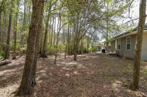 Exterior - 4040 Red Pine Ln, Saint Augustine, FL 32086 photo 6 of 16
