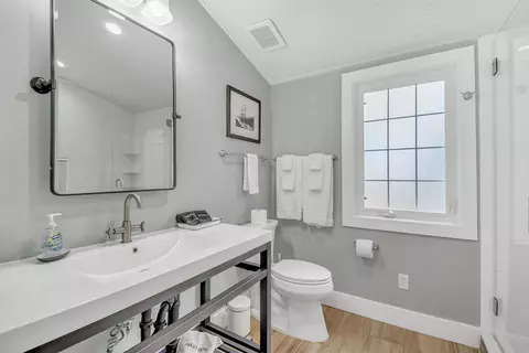 Bath - 9 Sevilla St, Saint Augustine, FL 32084 photo 4 of 5