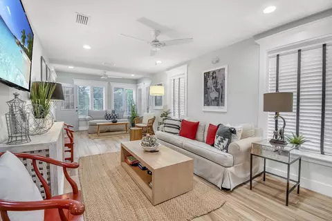 Living - 9 Sevilla St, Saint Augustine, FL 32084 photo 1 of 8